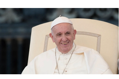 Le pape François dément avoir l’intention de démissionner